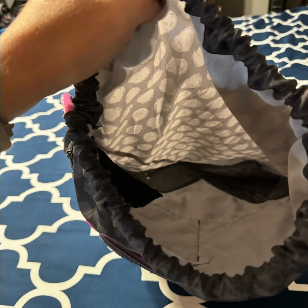 UA pink and gray string bag